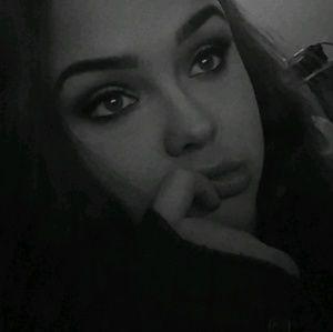 Meet your Posher, Isabella